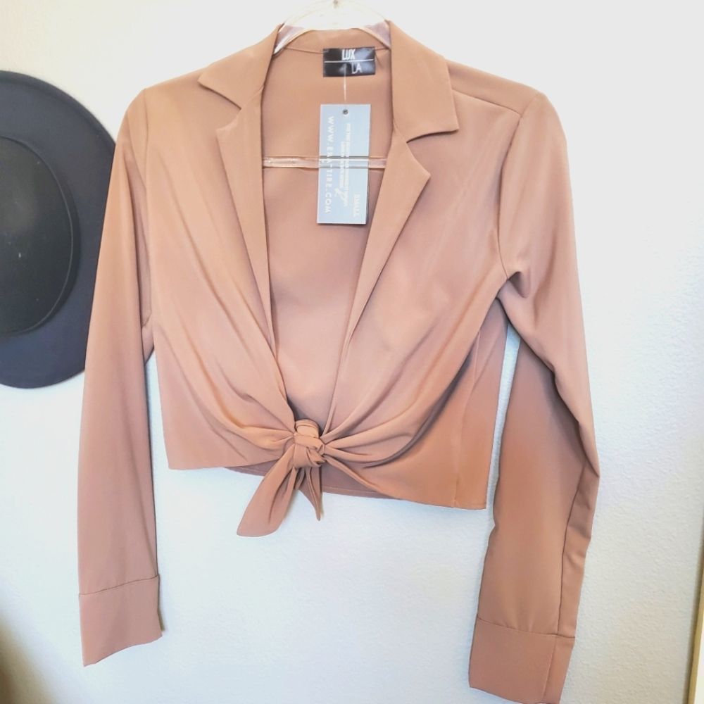 NWT Tan Collar Tie Blazer Blouse